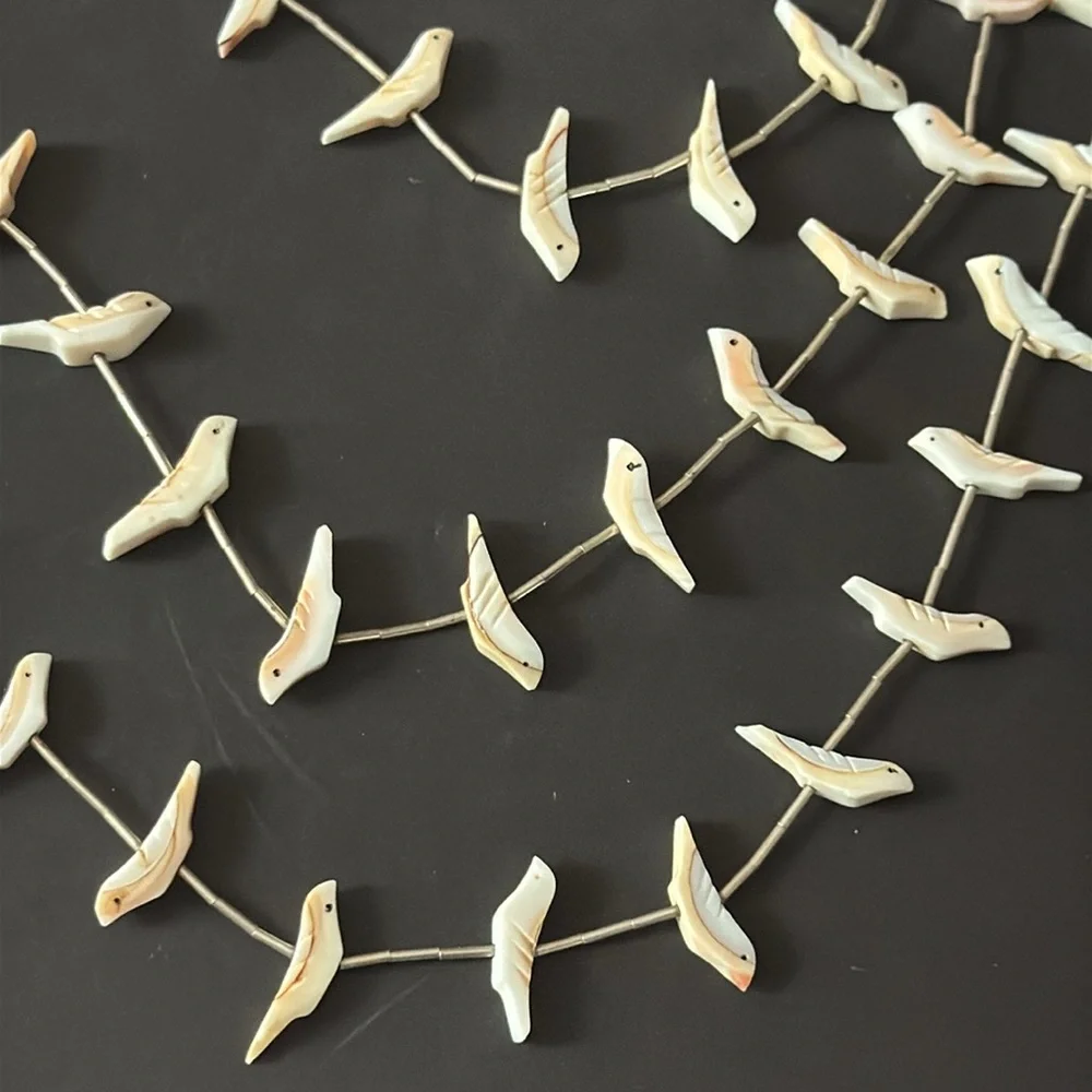 Vintage 70s Zuni Sterling Silver Bird Fetish Necklace - Picture 3 of 14